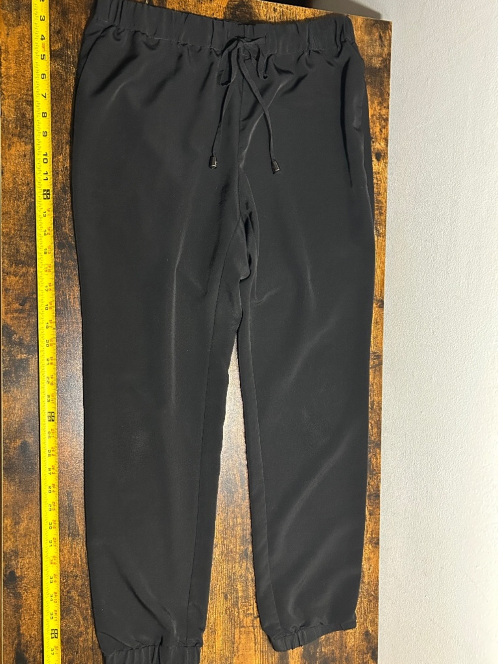 Vince Camuto joggers